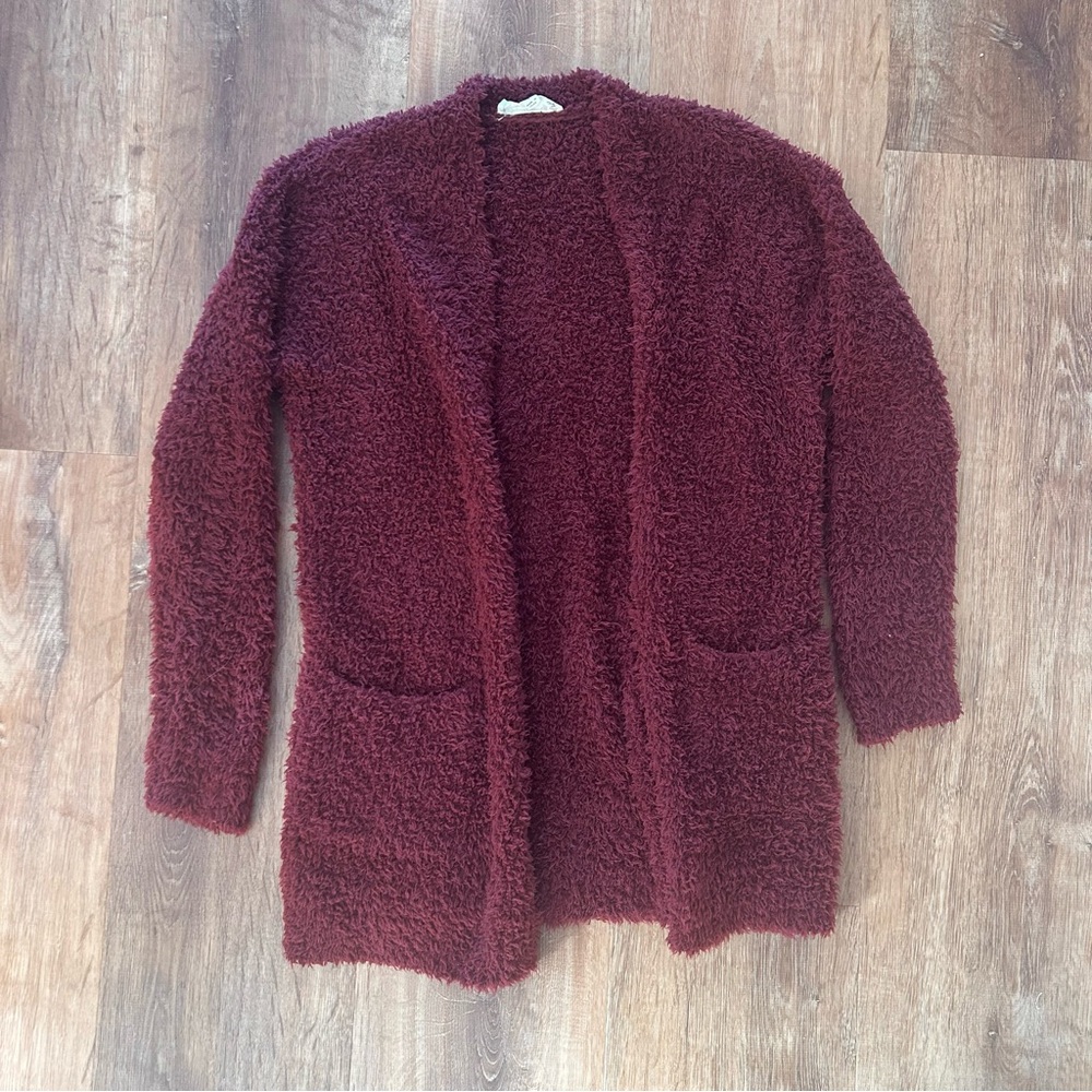 cozy burgundy cardigan!